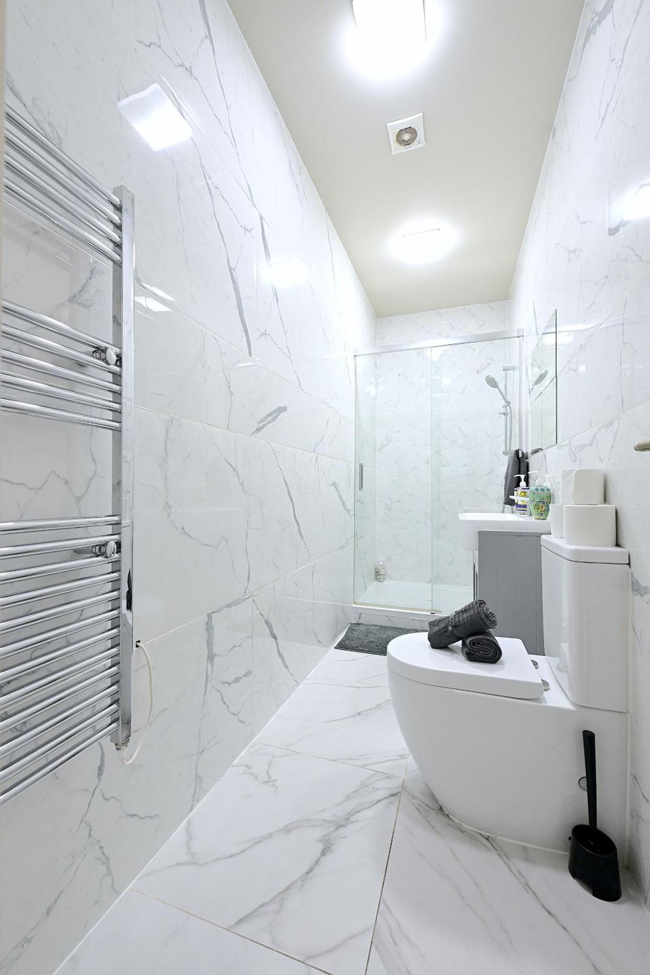 2 Bedroom Flat In Wood Green Piccadilly Line Londra Esterno foto